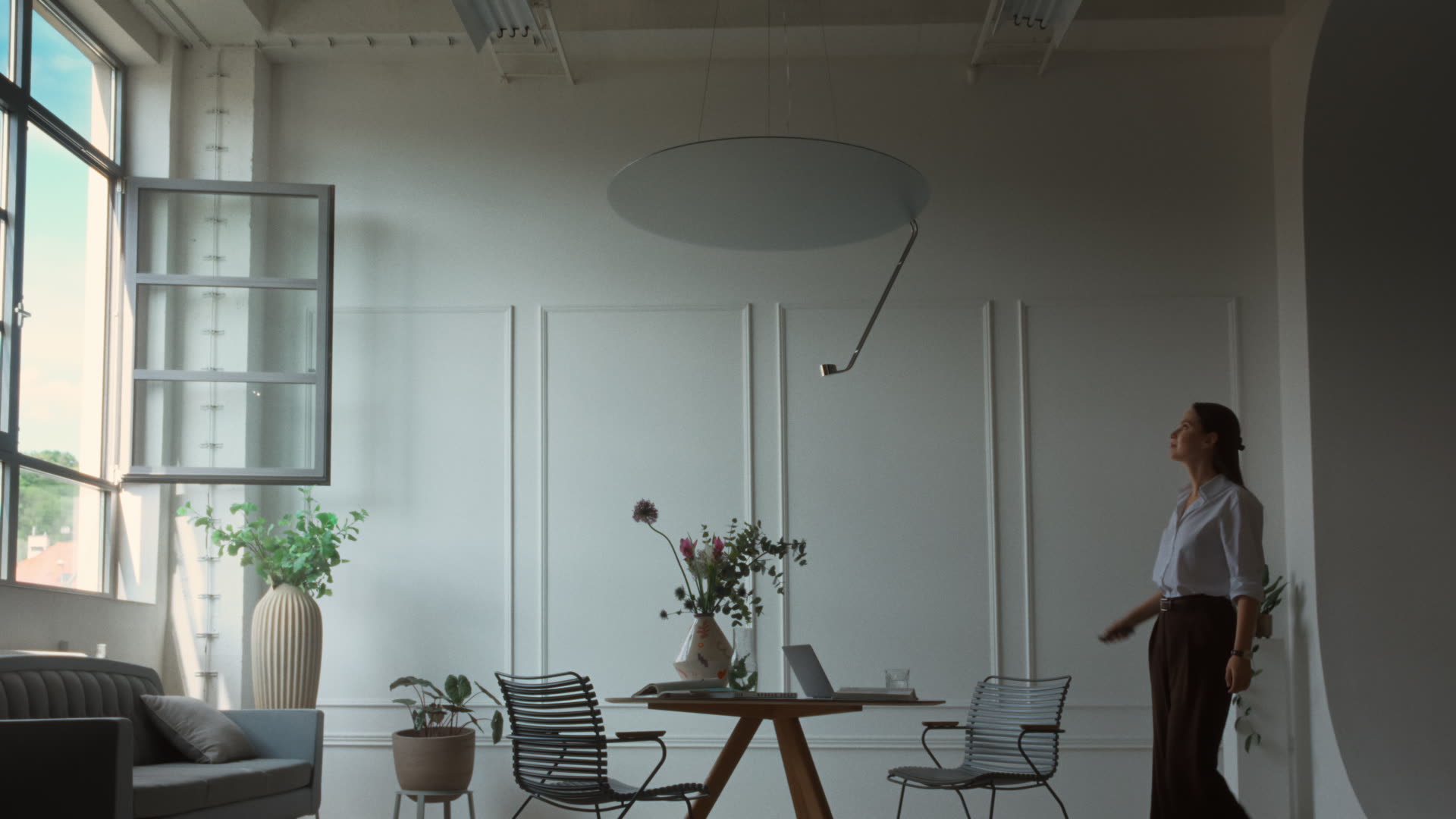 Indoor sunlight, engineered for your body.
